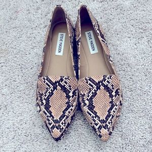 Steve Madden Snakeskin Flats